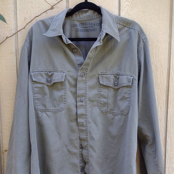 Levi Strauss & Co Button Down - Picture 1 of 5